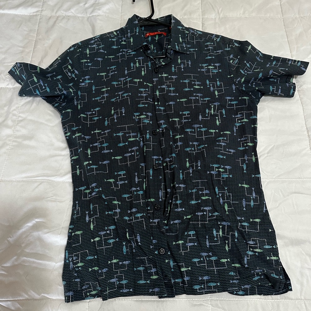 Very good condition Tori Richards shirt